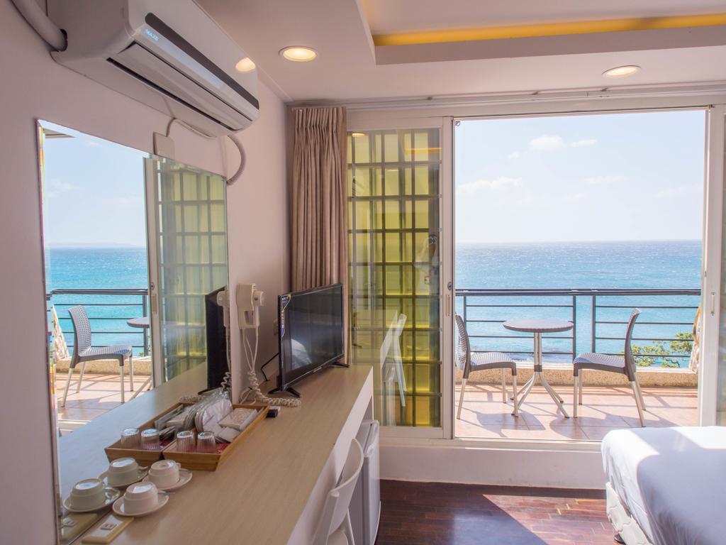 Summer Aura B&B Shanjiao Bagian luar foto